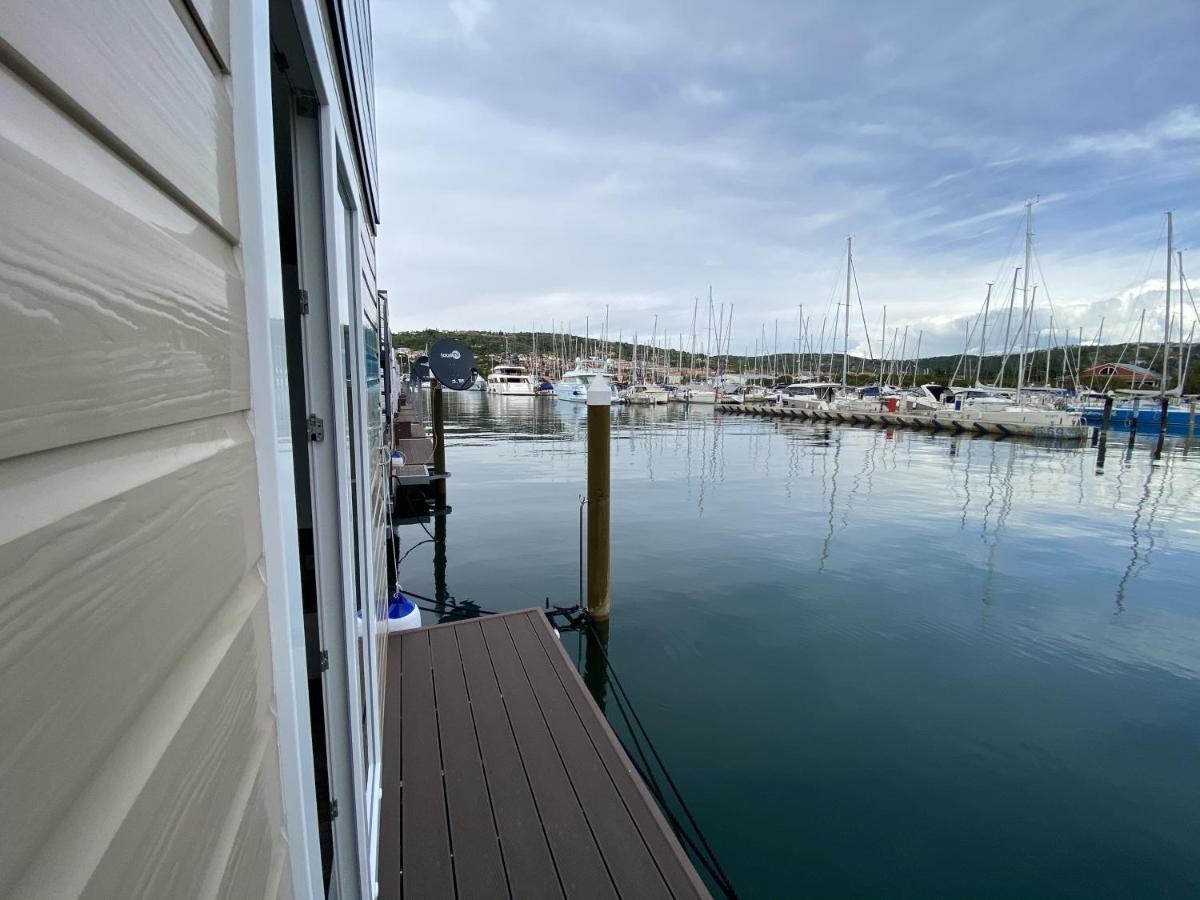 Villa Floating House Mm, Marina Portorose Esterno foto